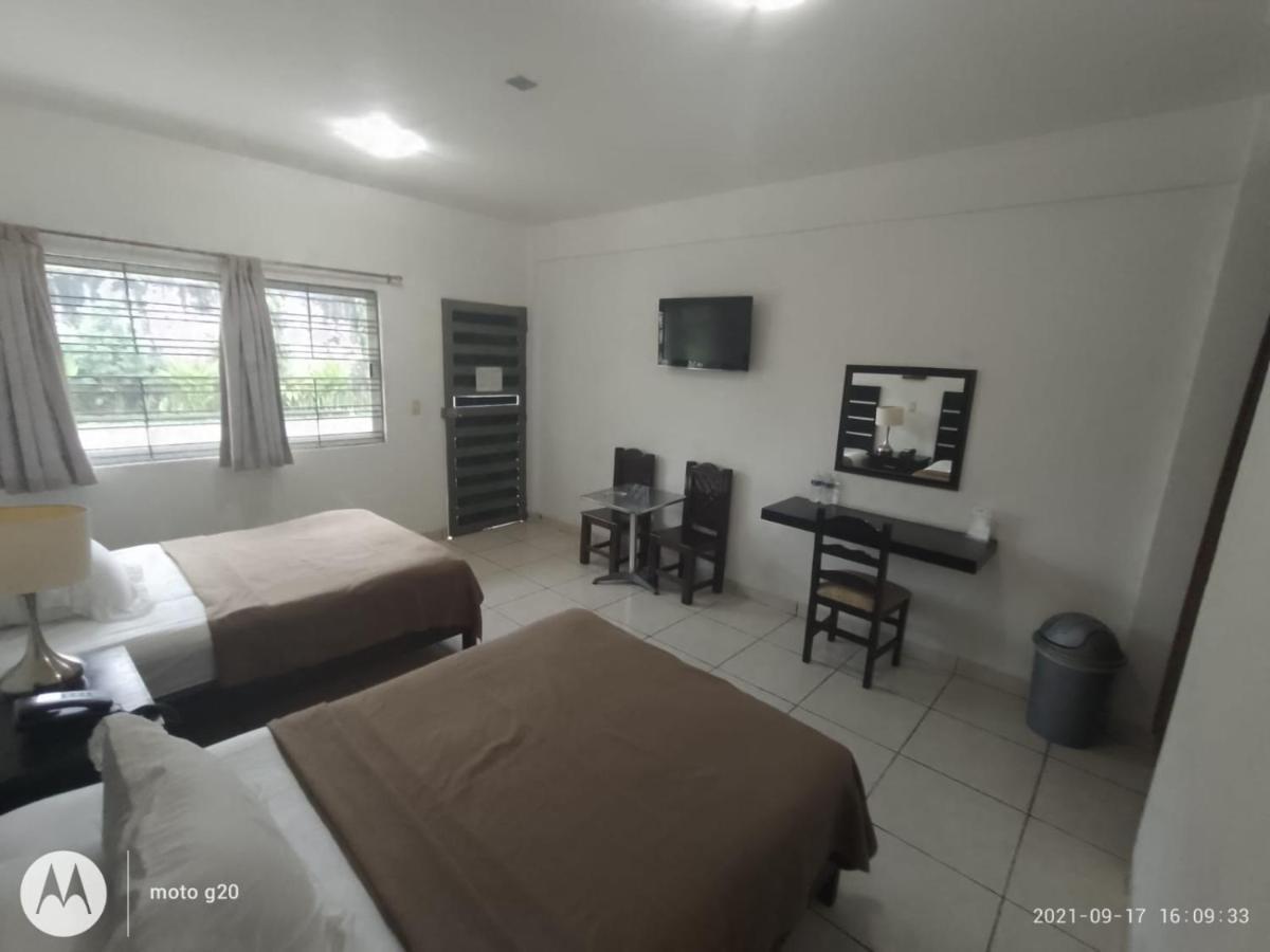 Hotel & Suites Mo Sak Tapachula Zewnętrze zdjęcie